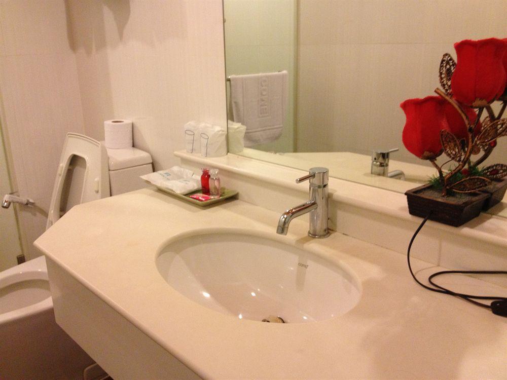 Lido Millennium Hotel Bangkok Zewnętrze zdjęcie